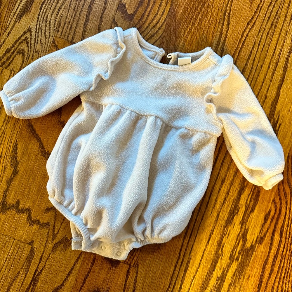 Old Navy Fleece Onesie 0-3 months